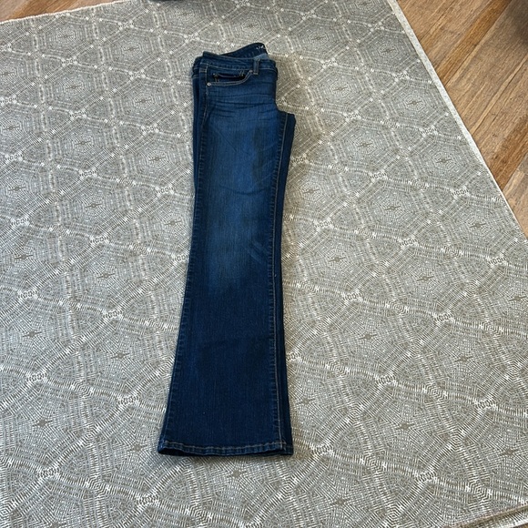 American Eagle Womens  Low Rise  Stretch Blue Jeans - Picture 5 of 10